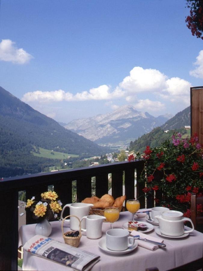 Hotel Les Triolets Chatel Luaran gambar