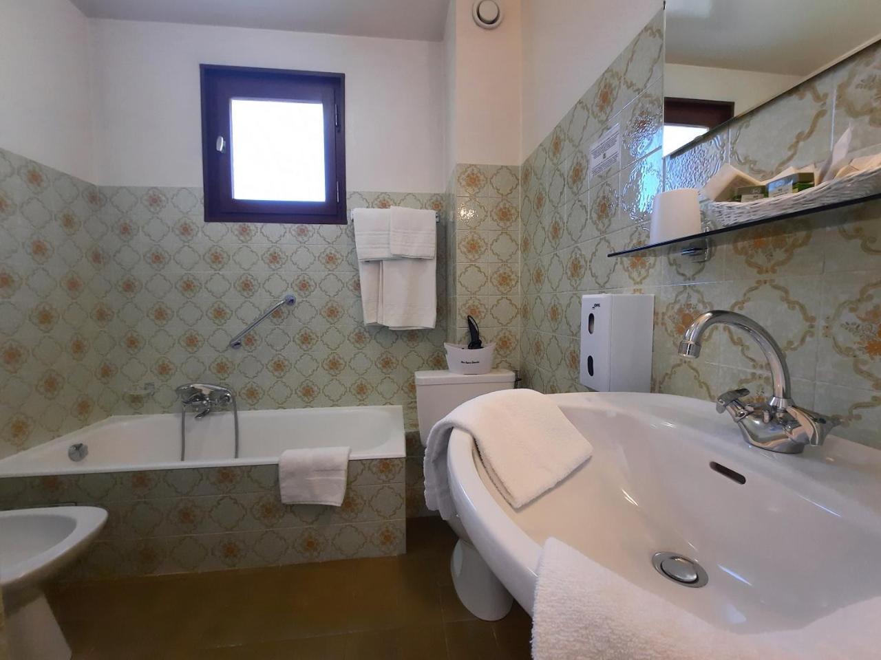 Hotel Les Triolets Chatel Bilik gambar