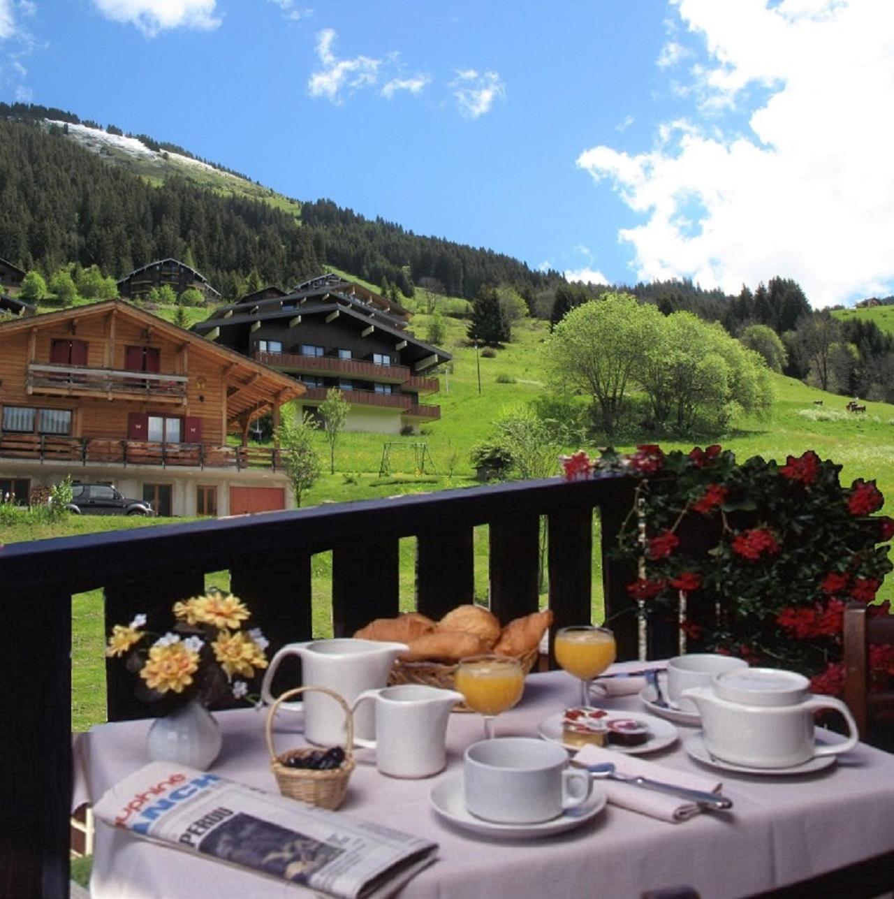 Hotel Les Triolets Chatel Bilik gambar